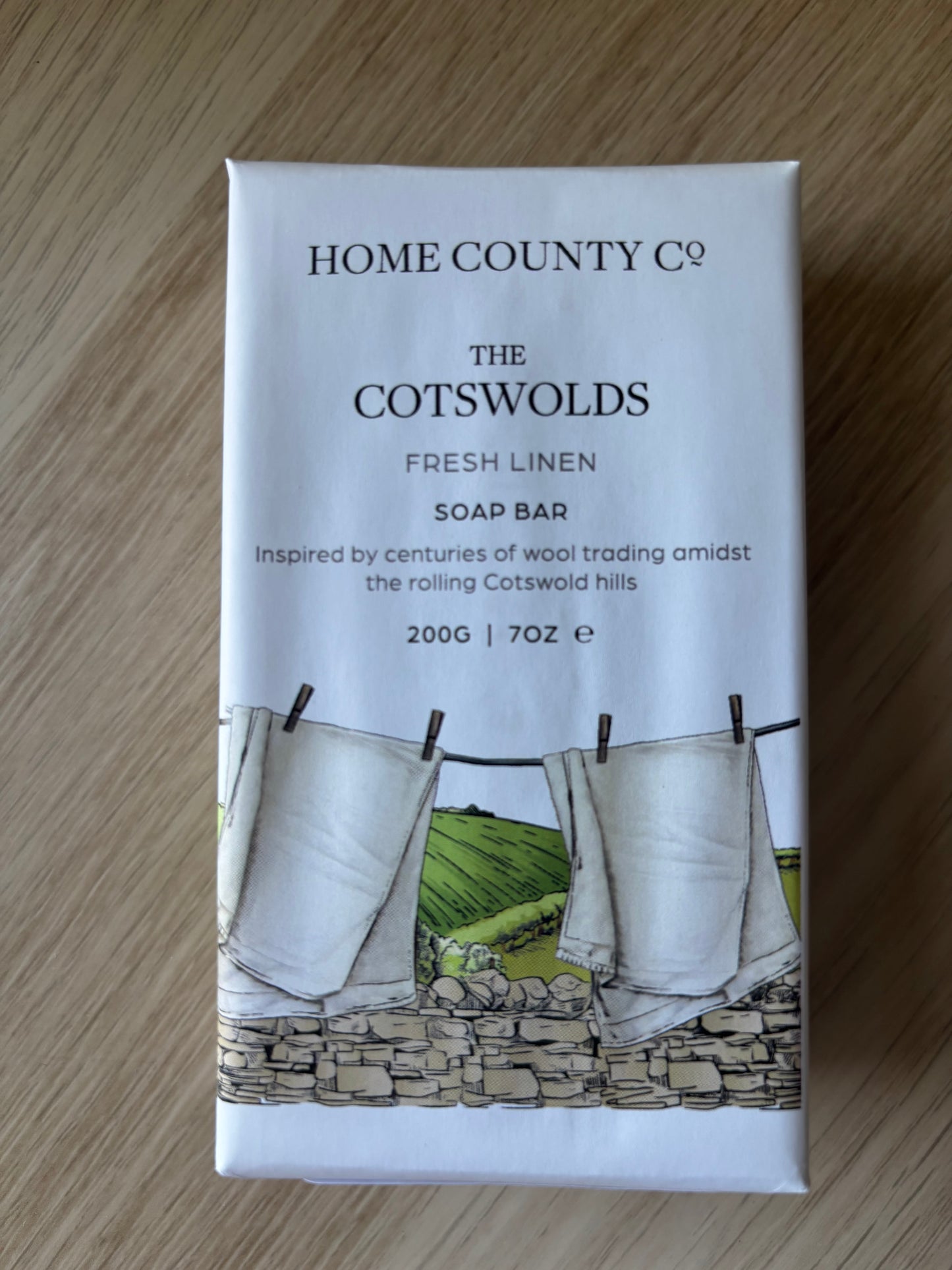 Fresh Linen Soap - The Cotswolds